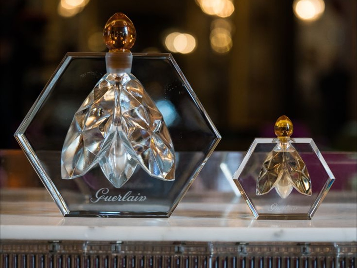 Baccarat Les Larmes Sacrées de Thebes