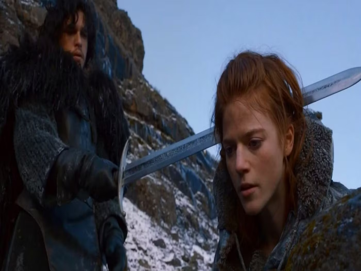Jon Snow and Ygritte's Cave Encounter