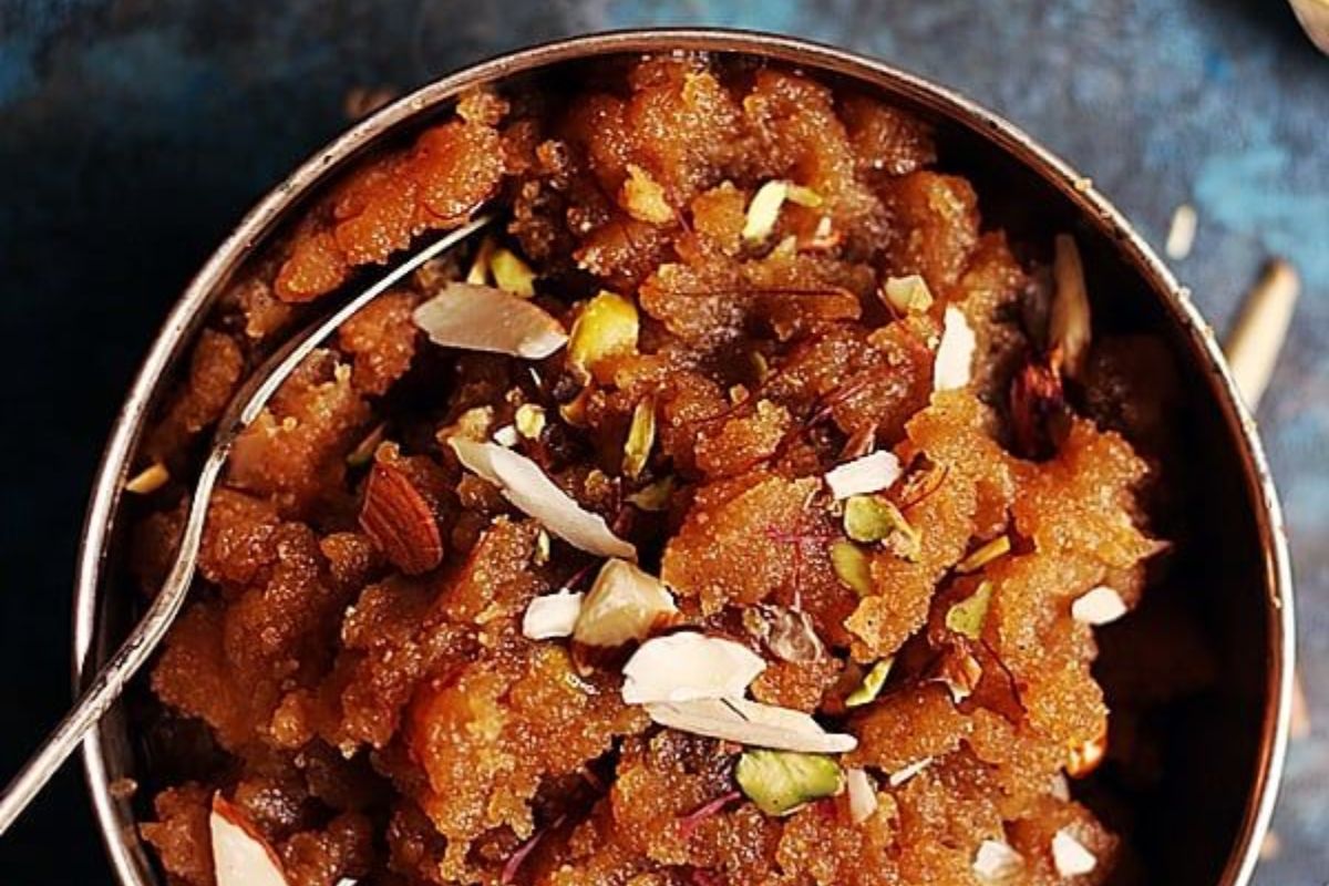 Badam Halwa (Almond Halwa)
