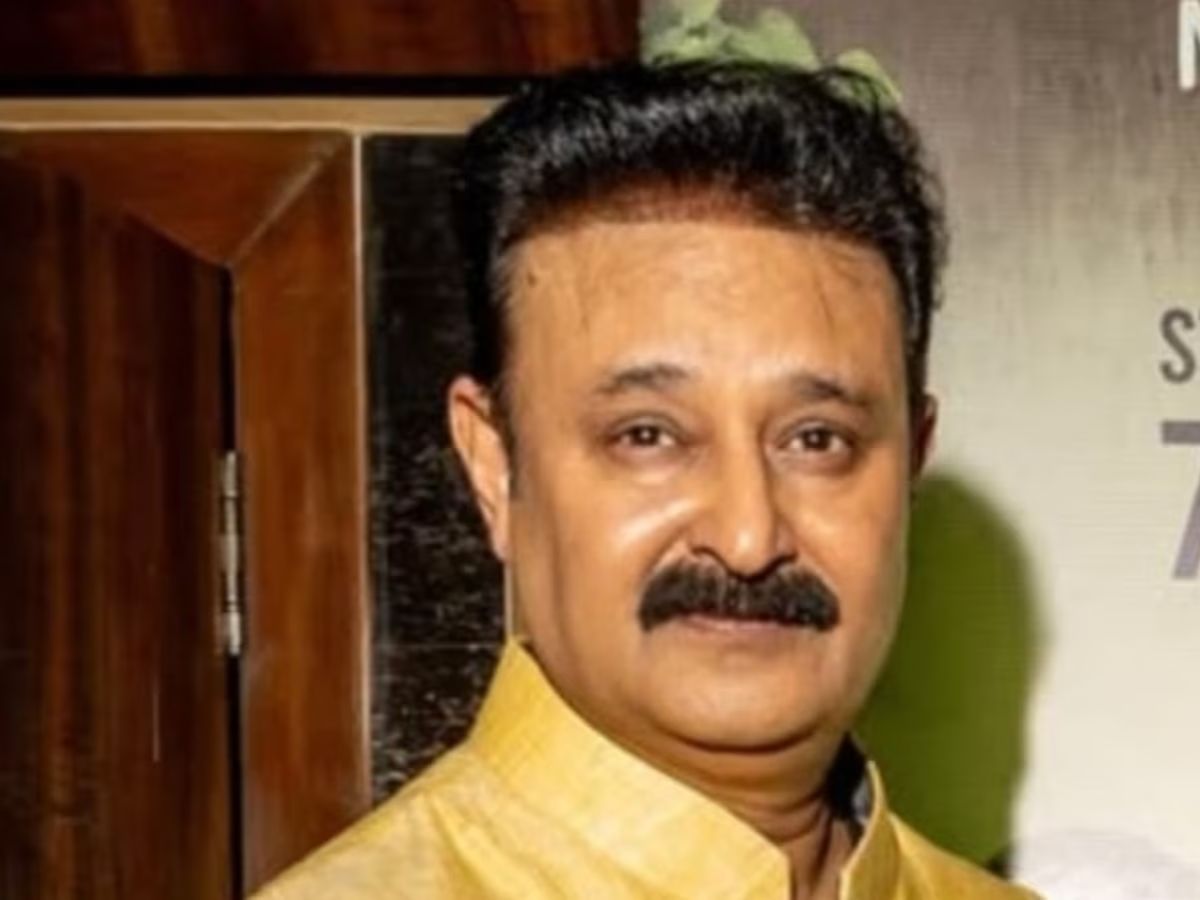 Jameel Khan in a Shadowy Role