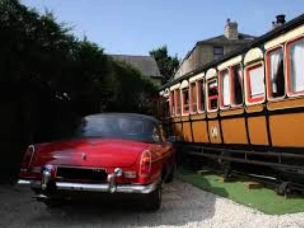 Converted 1895 Railway Carriage, Manchester, UK