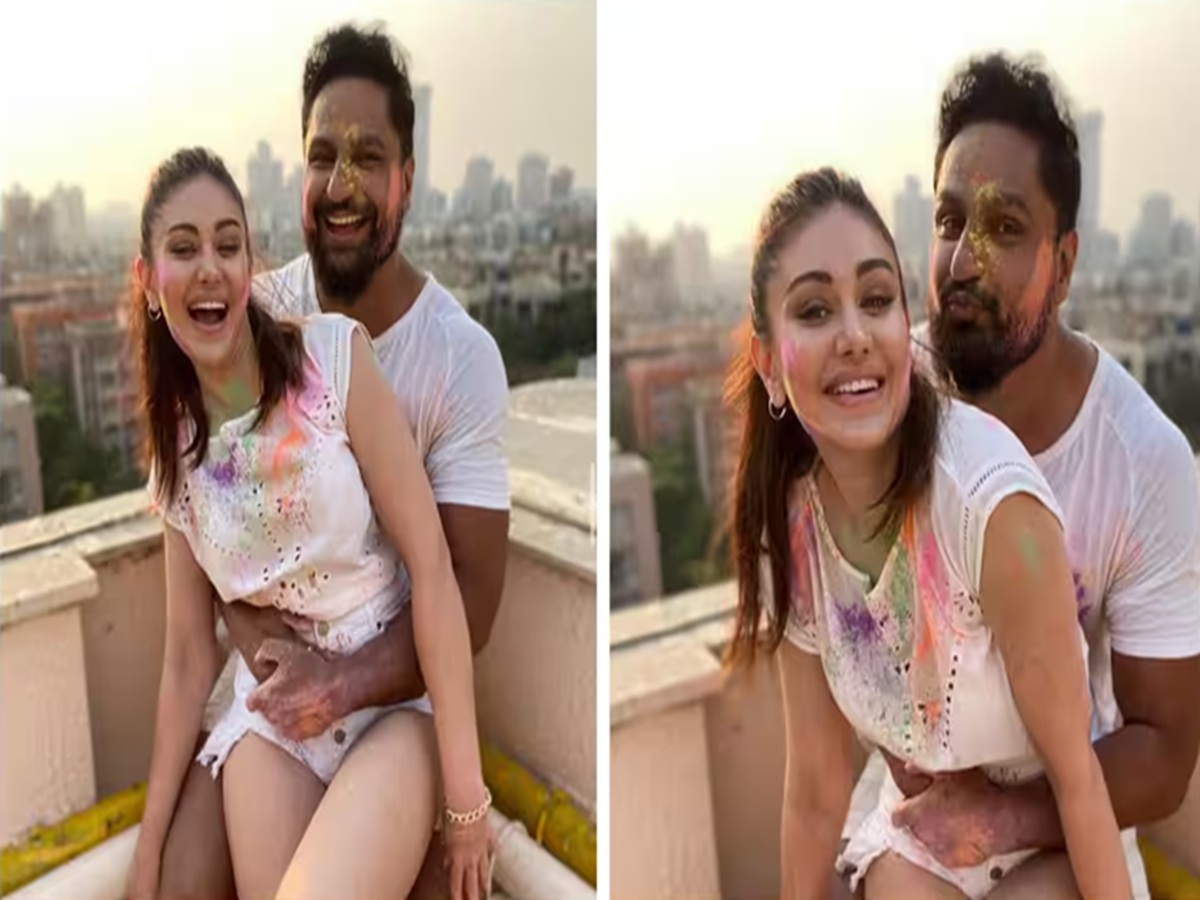 Shefali Jariwala and husband Parag Tyagi smiling at a public event