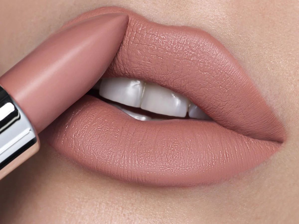 Nude Lips- The Minimalist's Dream