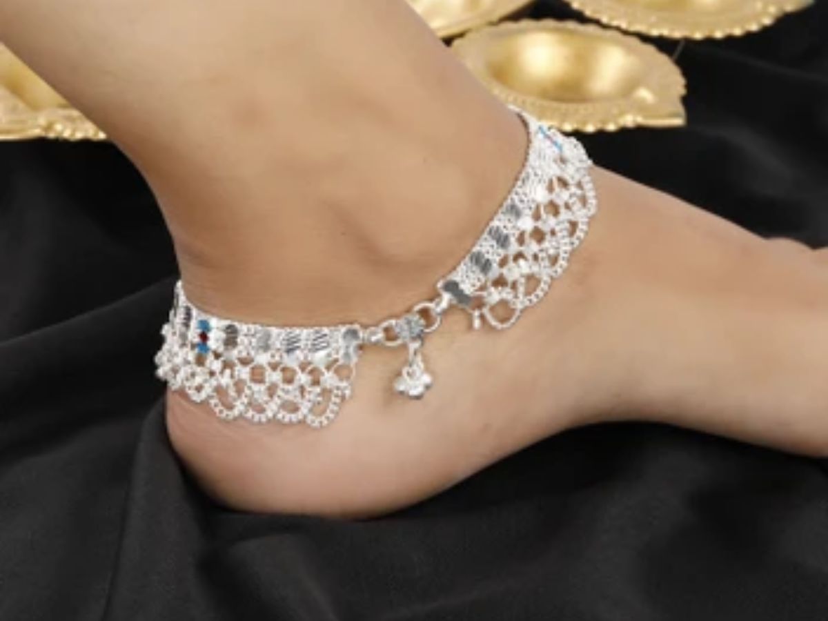 Contemporary Chain Payal