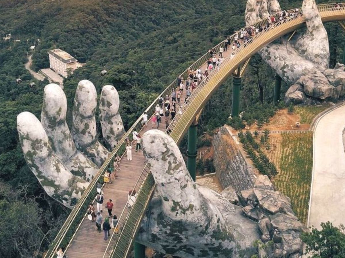 Vietnamese Dong (VND)