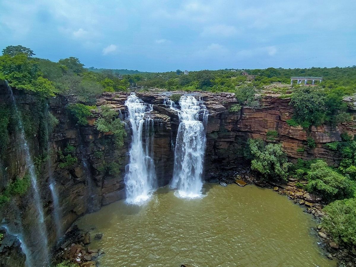 Dhua Kund Waterfall, Uttarakhand