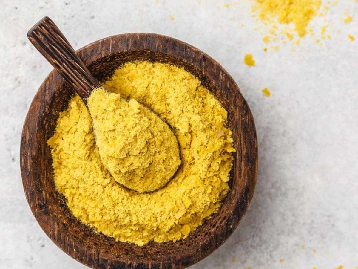 Use Nutritional Yeast (For Vegans & Vegetarians)