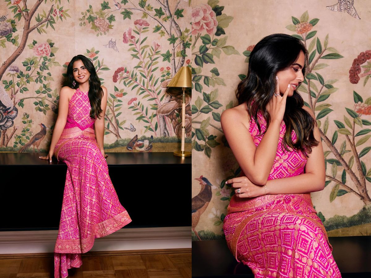 Vibrant Pink bandhani lehenga by Manish Malhotra