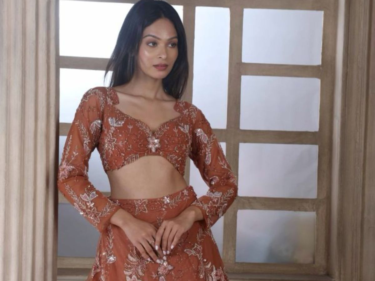 Full or Three-Quarter Sleeve Blouse