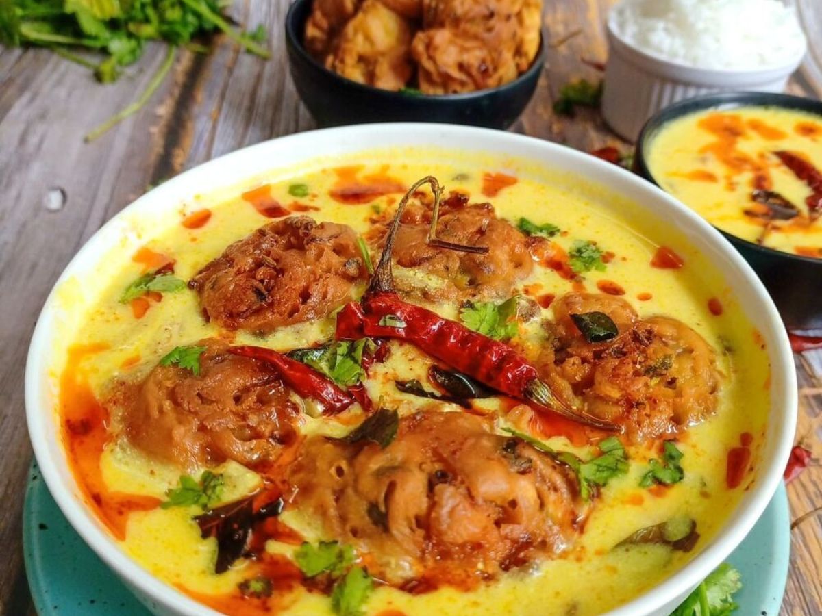 Kadhi Pakora