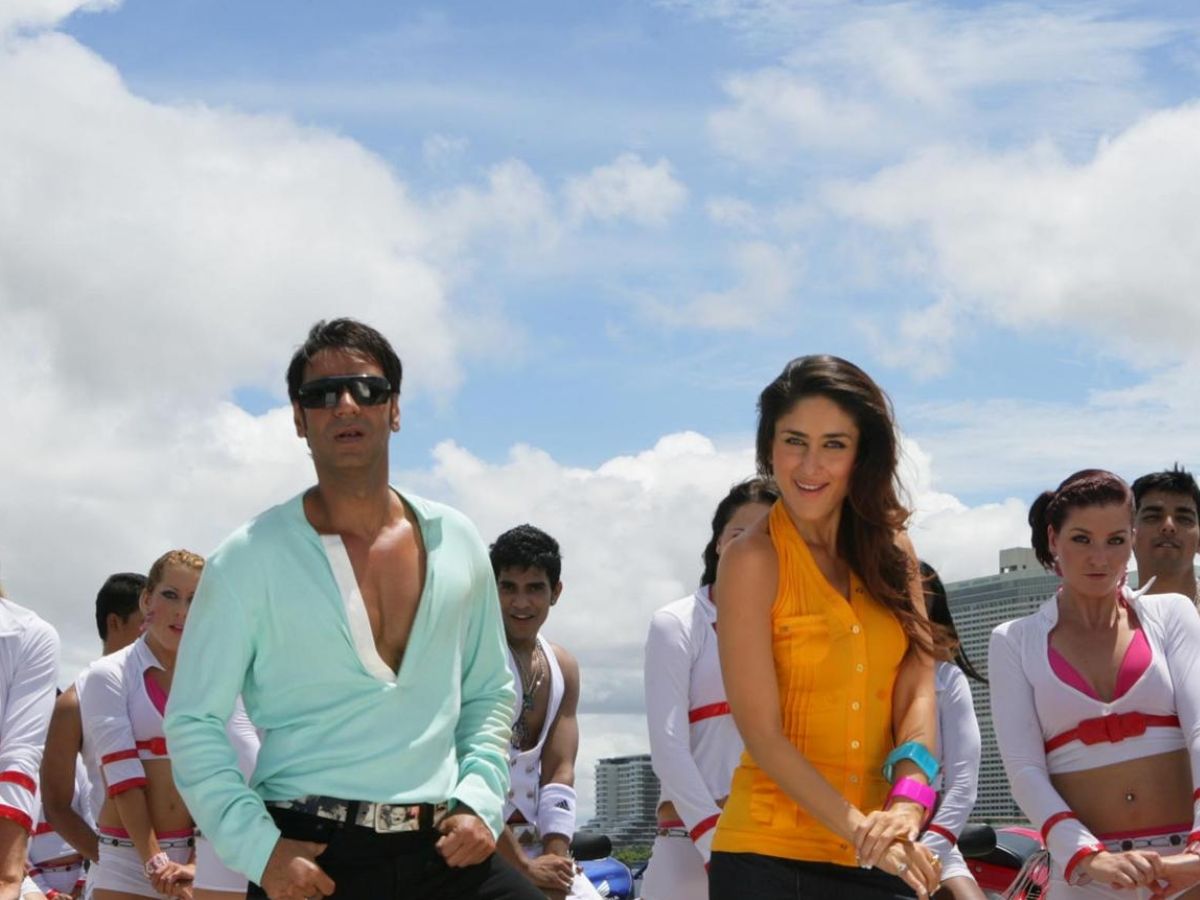 Shoulder Shimmy- Golmaal Returns