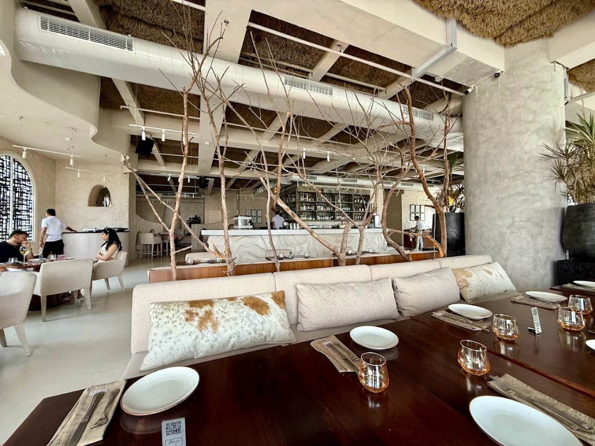 Breathe & Bougie, Mehrauli