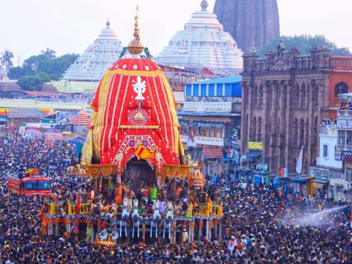 Lord Jagannath's Rath Carried By Devotees