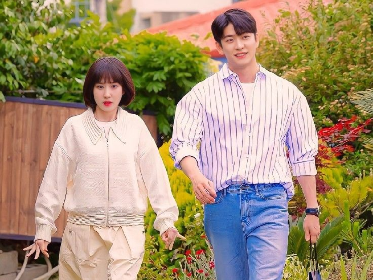 Extraordinary Attorney Woo (2022)