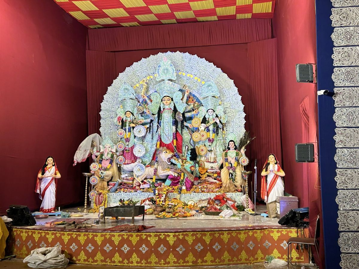 Minto Road Puja Samity A Hotel of History and Culture