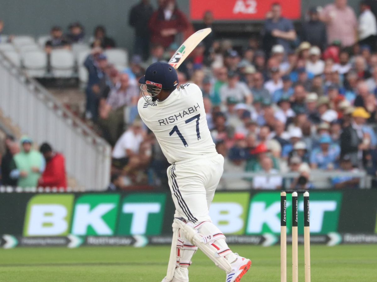 Most Runs By a Wicket keeper Batter In A Series in England