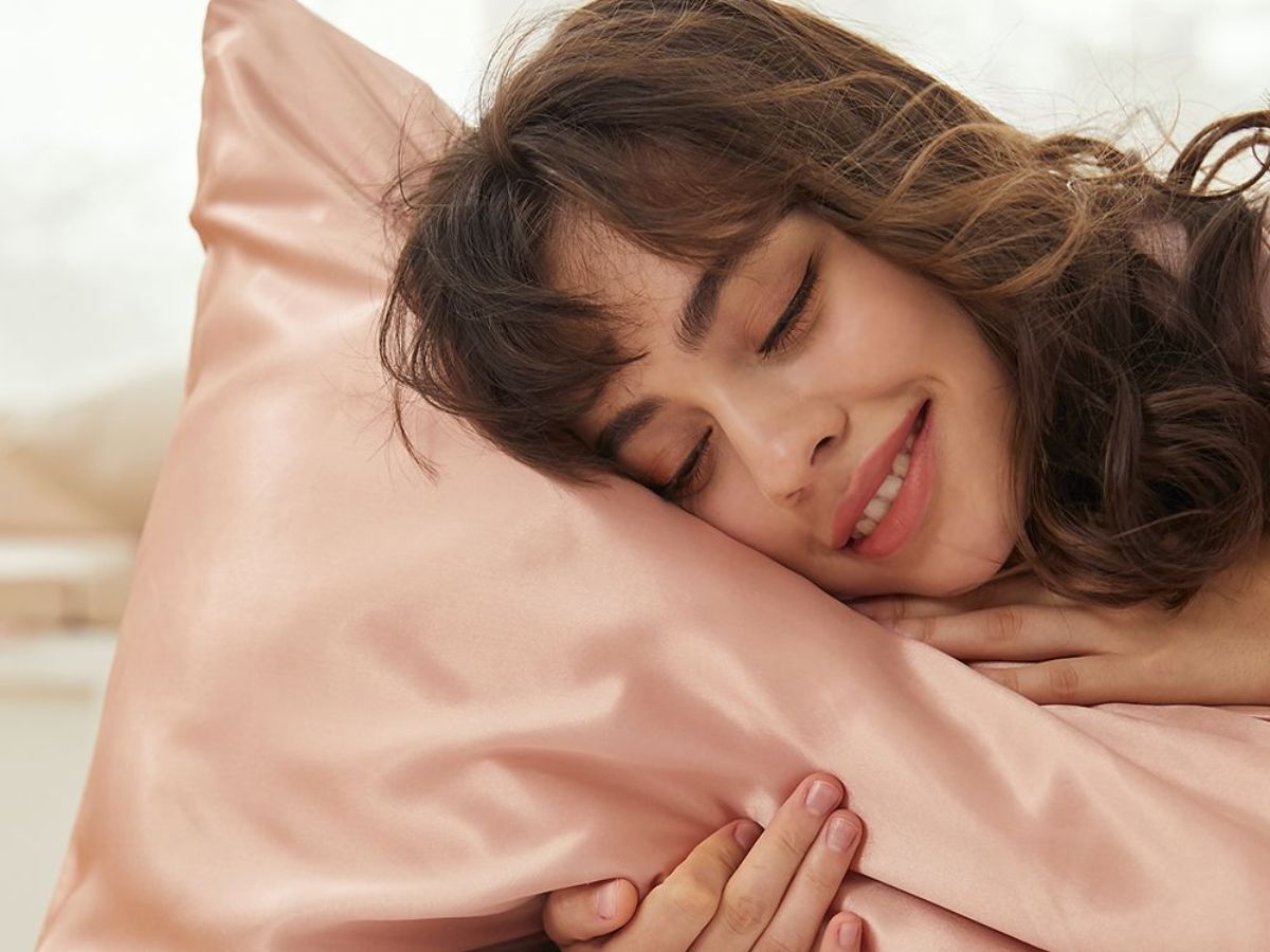 Sleep On A Silk Pillowcase