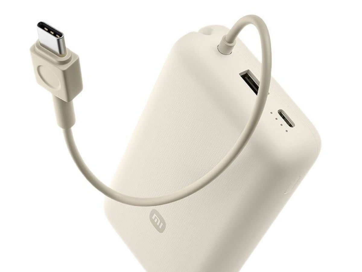 The Emergency Mini Power Bank & Cable