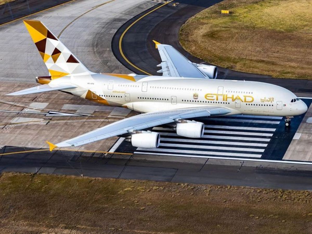 Fuel Transfer Happens Mid-Flight