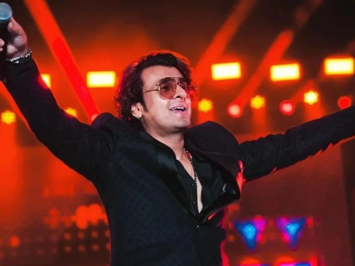 Jaani Dushman: Ek Anhoni Kahani (2002)