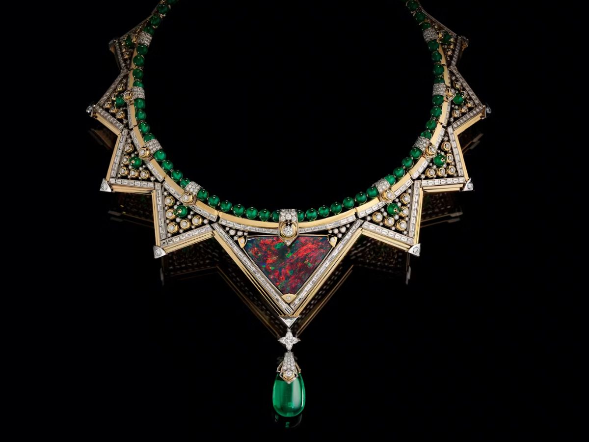 Blazing opals steal the show.