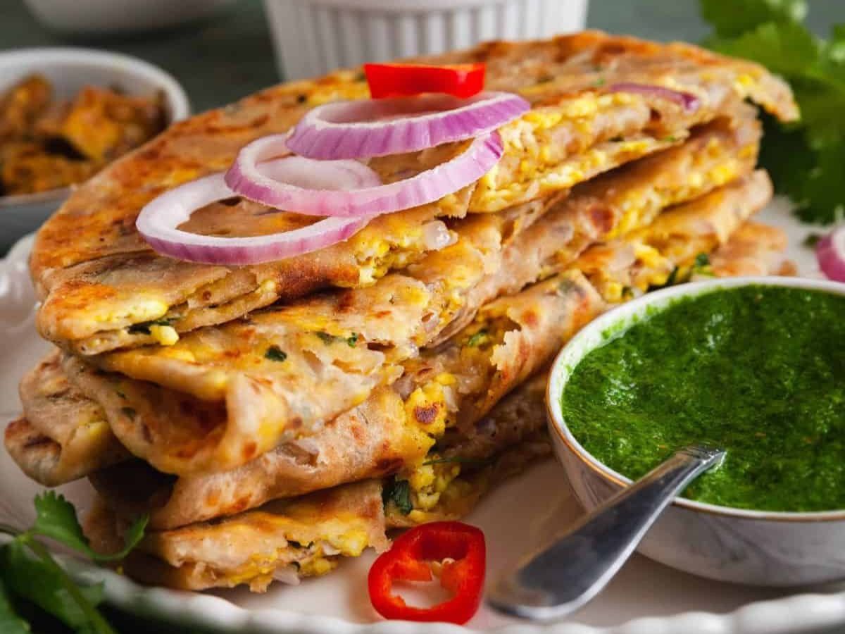 Stuffed Vegetable Paratha With Curd