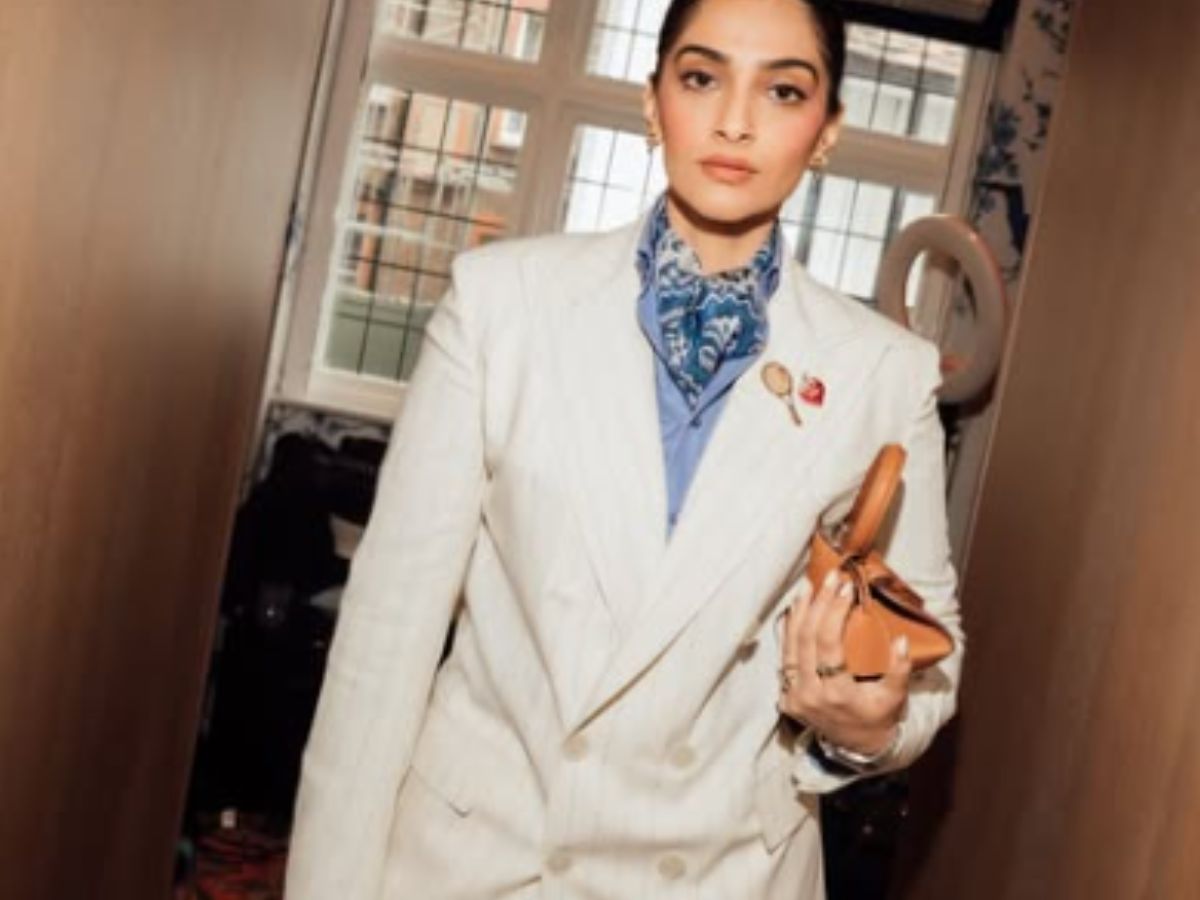 Sonam Kapoor’s vintage brooches