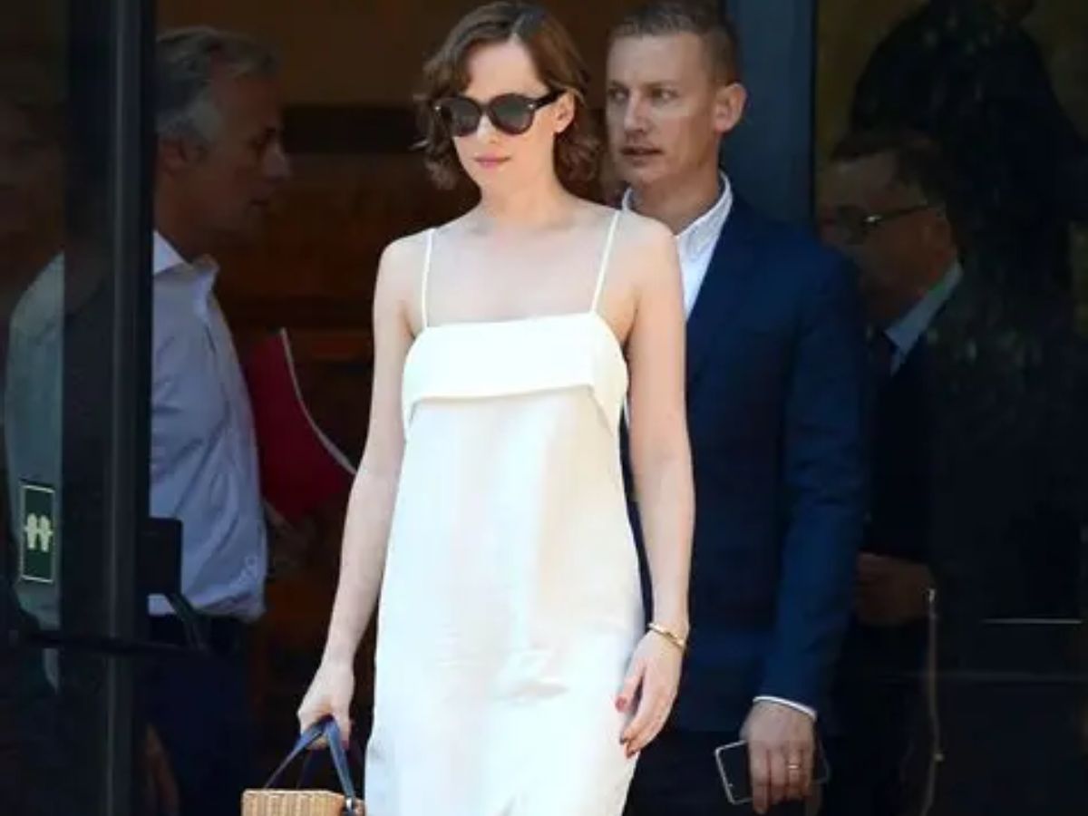 Timeless Modern Elegance