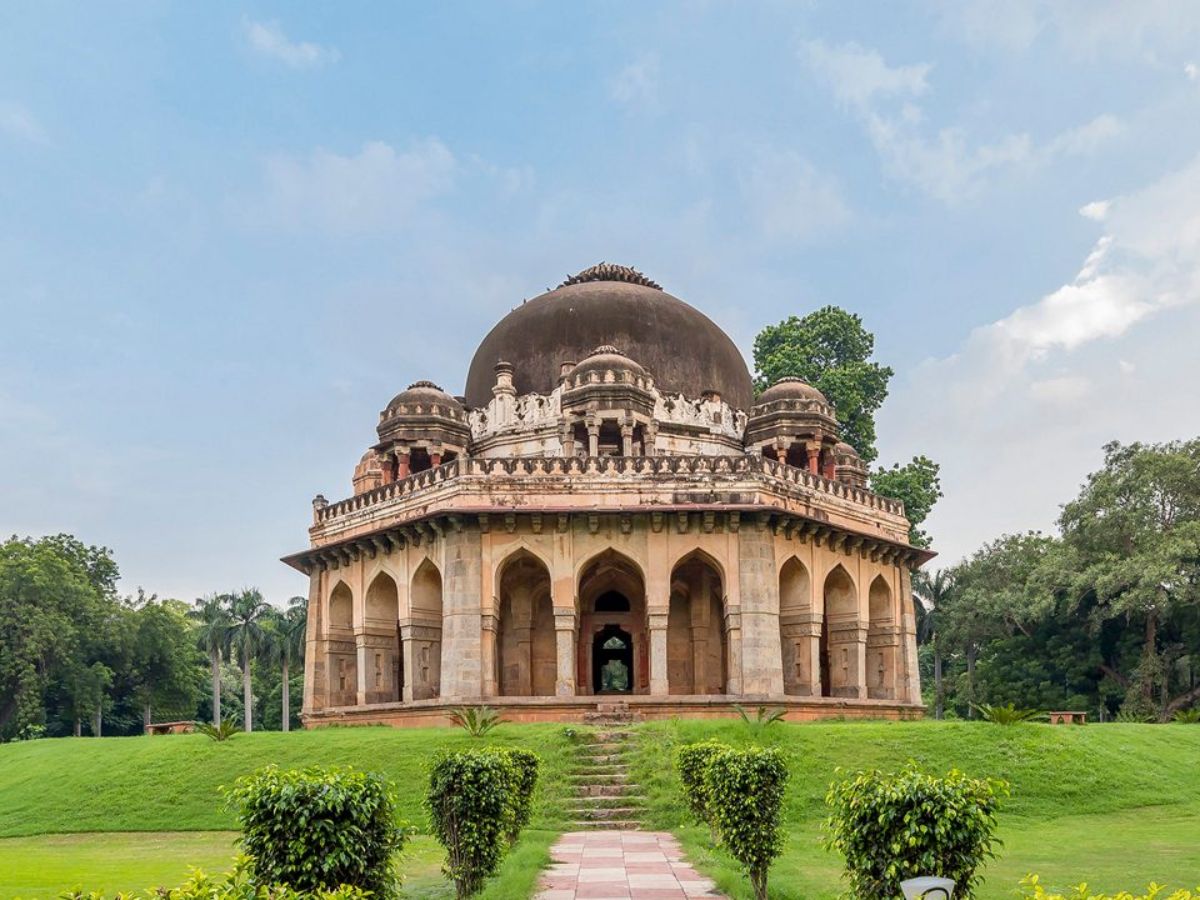 Lodhi Garden - A Historic & Green Retreat
