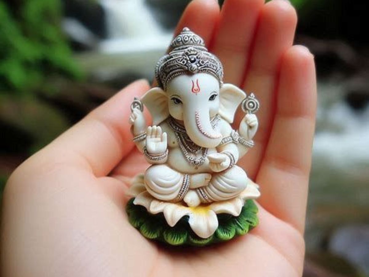 Ganesh Idols and Figurines