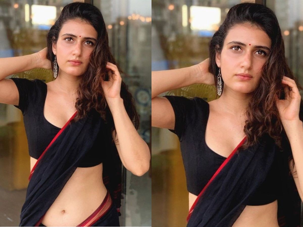 Sexy Black Saree