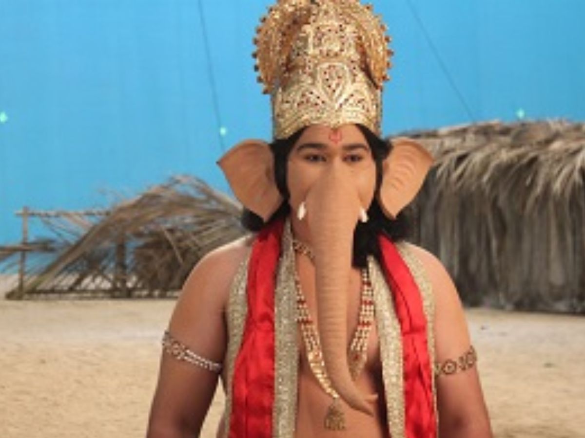 Ishaan Bhatia- Devon Ke Dev... Mahadev