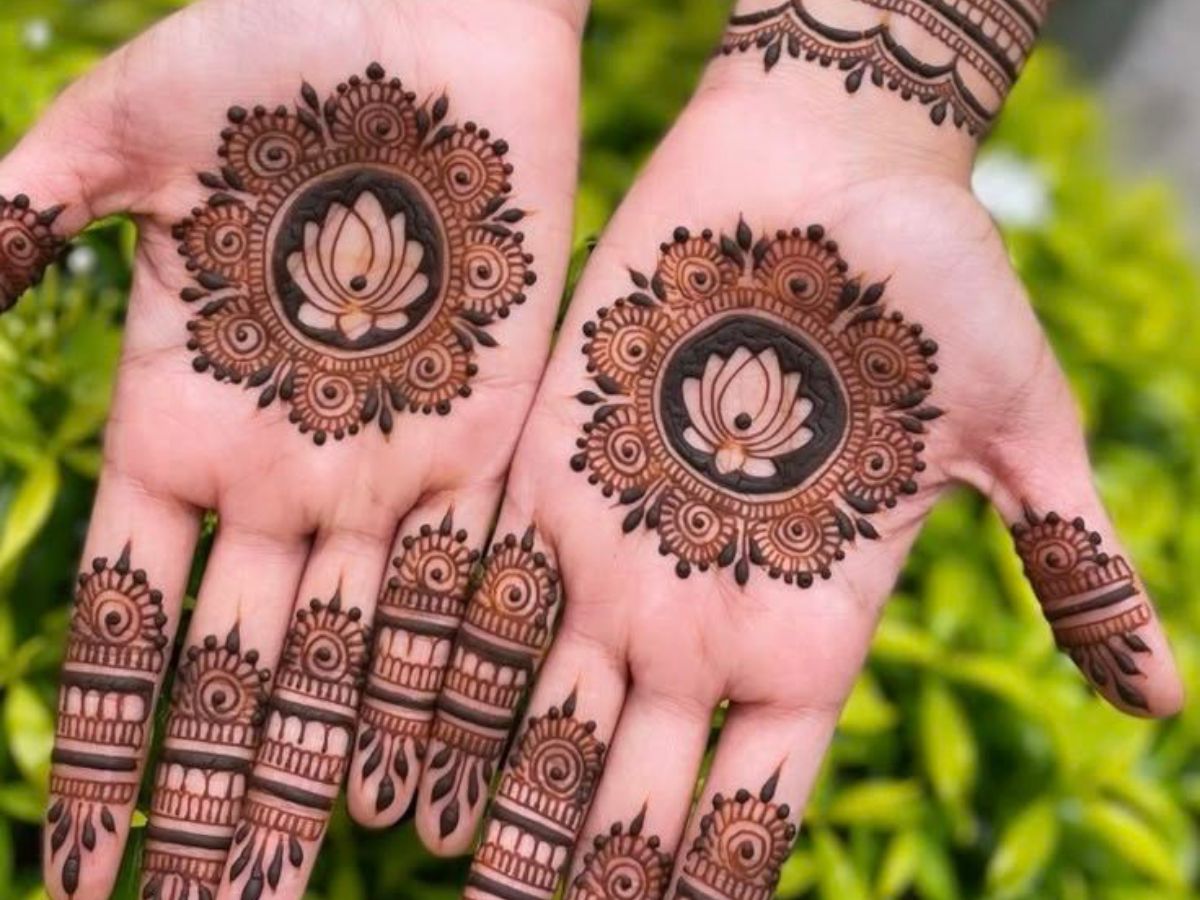 Mandala Style Mehendi