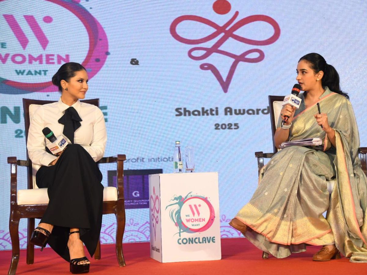 Sunny Leone's dress at We Women Want 2025