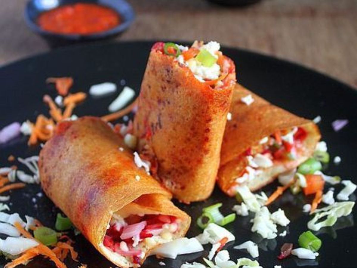 Mini dosas with chutney