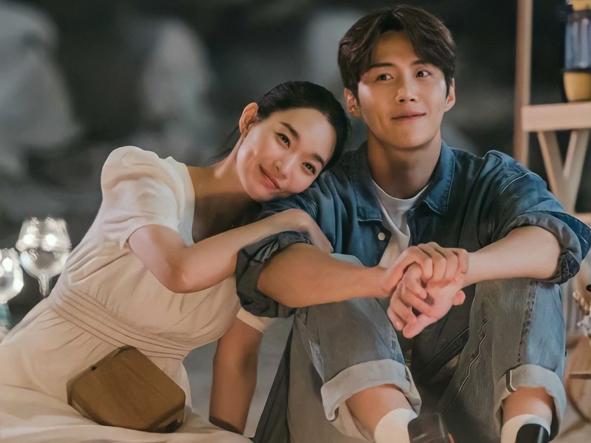 Hometown Cha-Cha-Cha (2021)