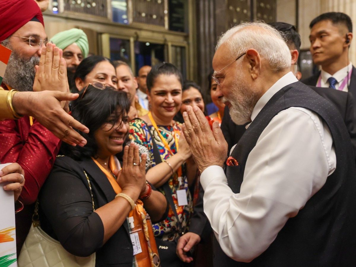 In PM Modi's Welcome Fans Screemed With Bharat Mata ki Jai