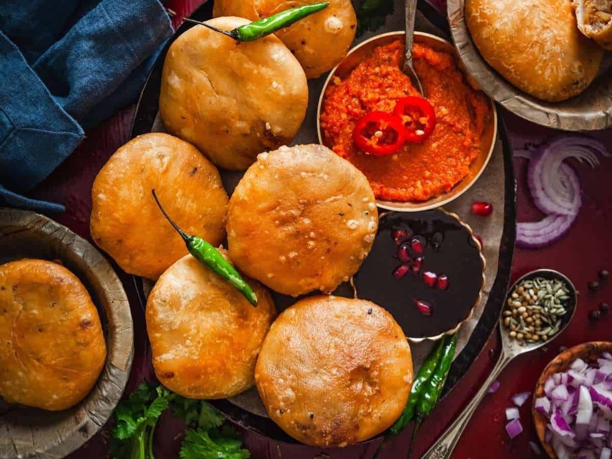 Pyaaz Kachori