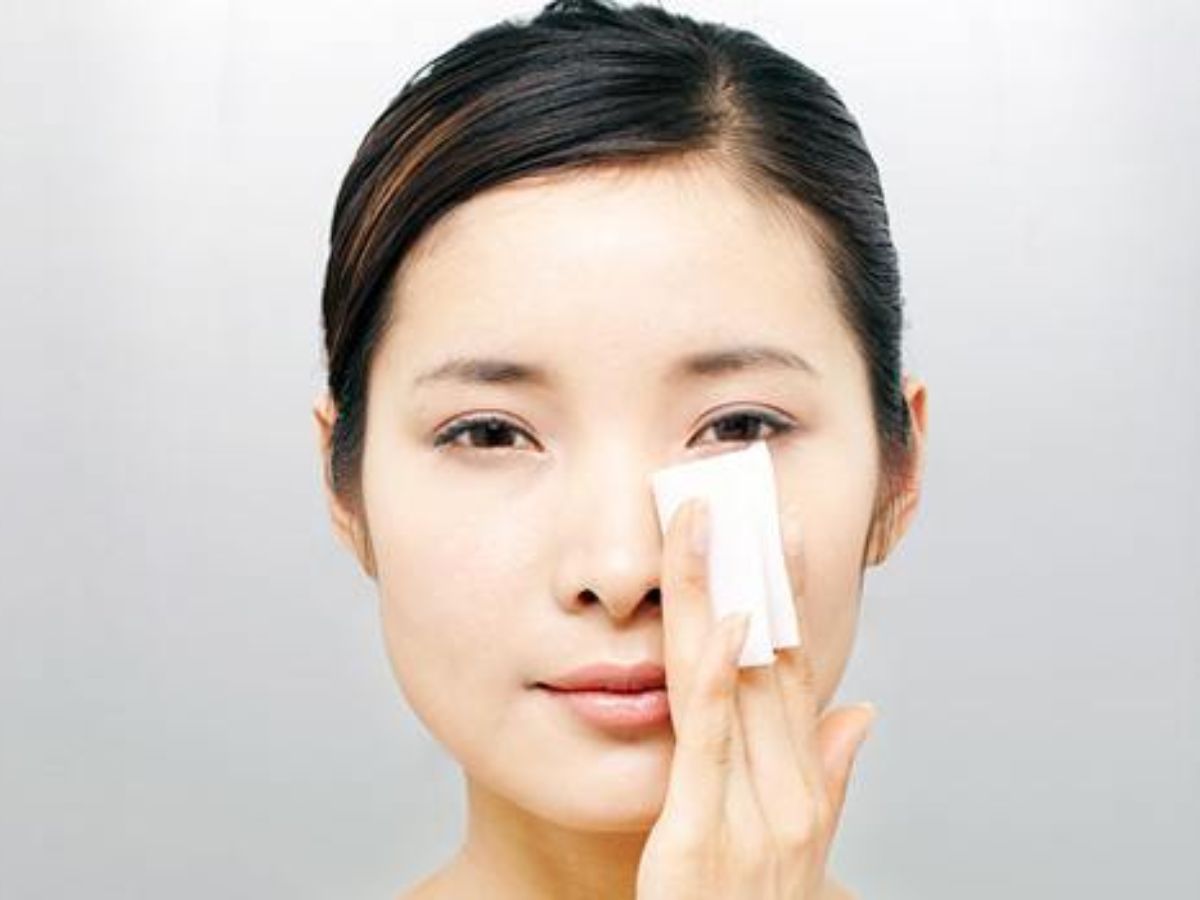 Soak up oils and sweat