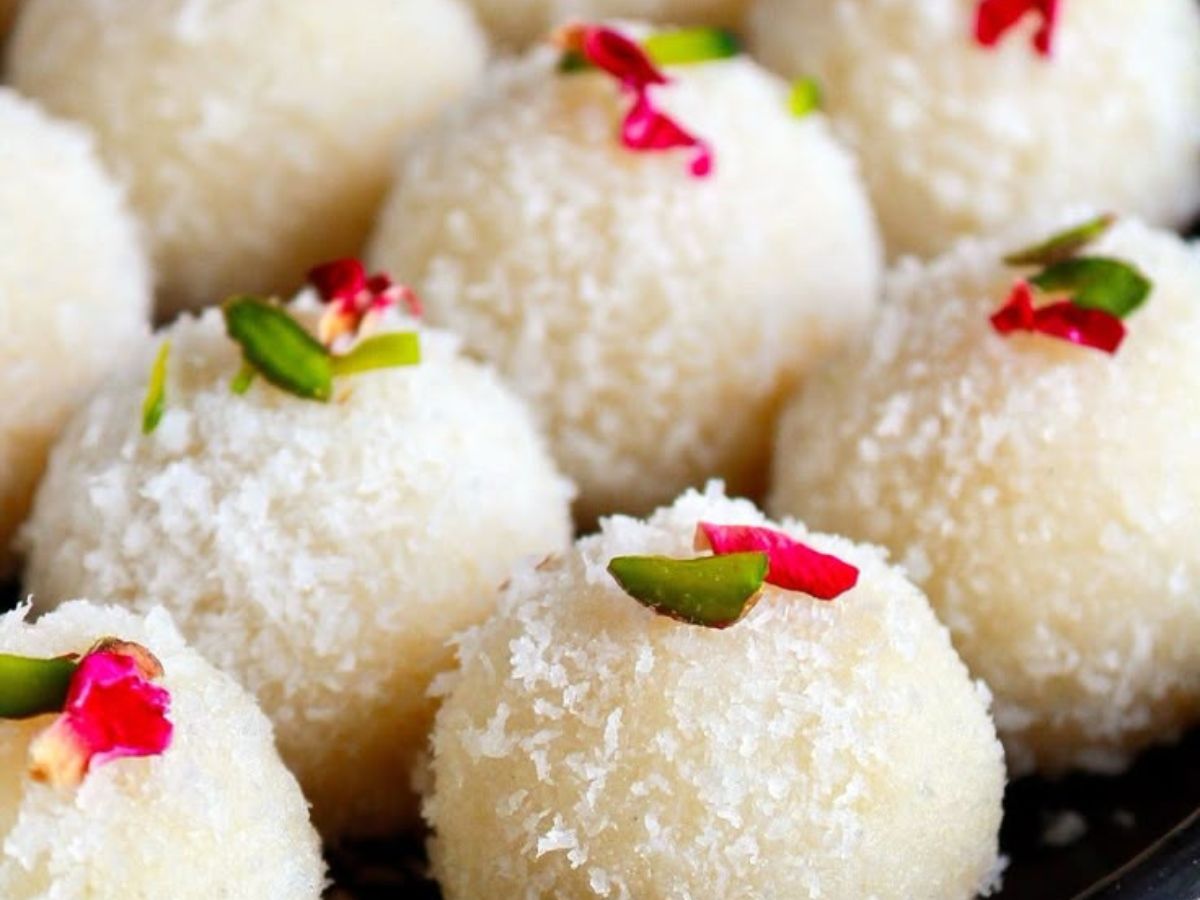 Coconut Ladoo