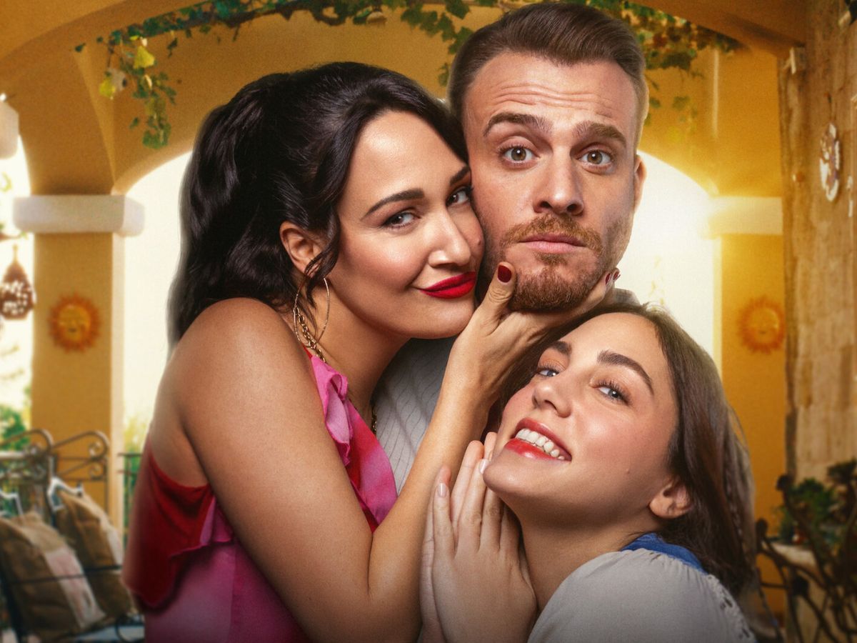 Platonic: Blue Moon Hotel