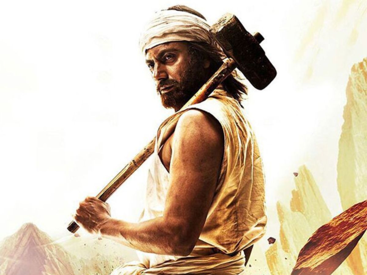 Manjhi: The Mountain Man