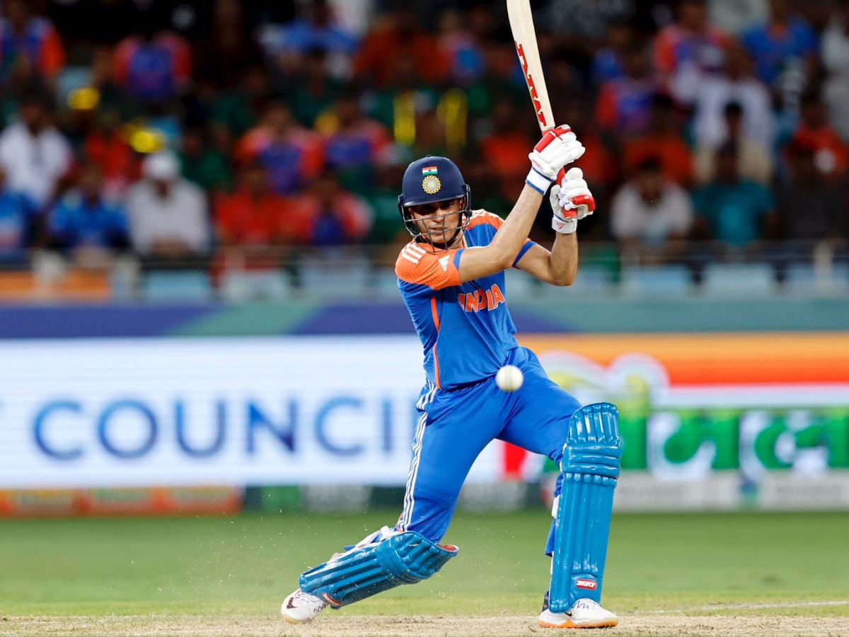 Shubman Gill Stands by the Old Players