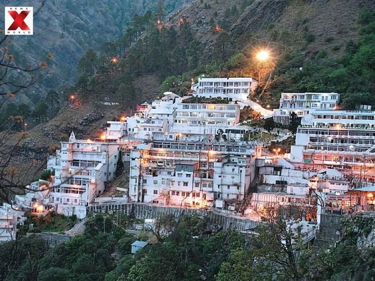 Vaishno Devi Temple, Jammu- ₹500 crore