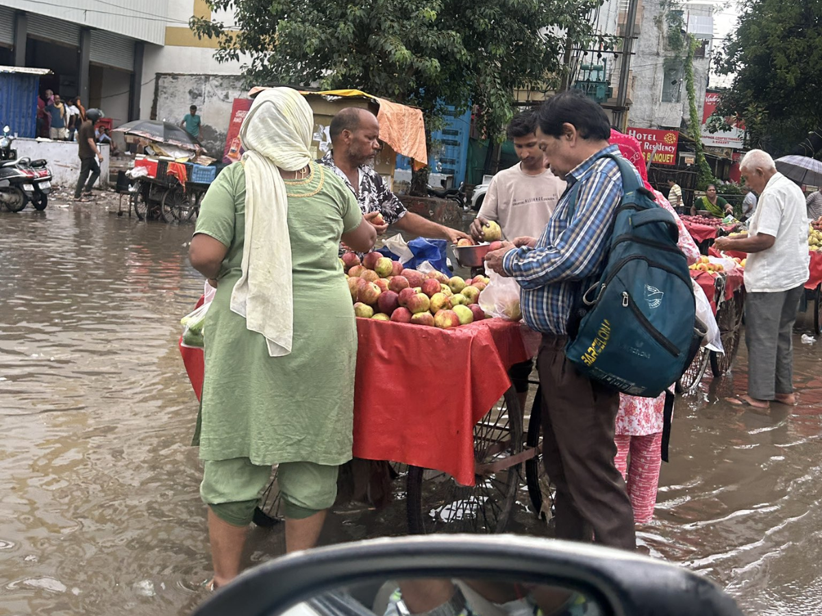 X User Calls Gurgaon as the Venice of India!