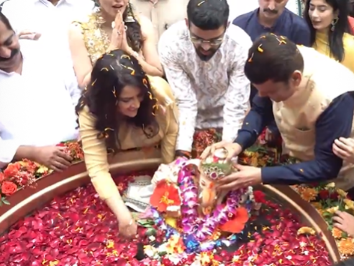 Maharashtra CM Devendra Fadnavis Immerses Lord Ganesha