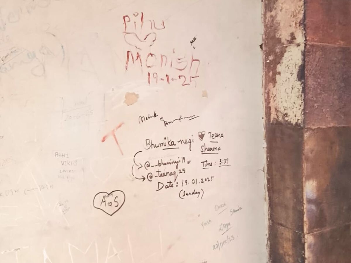 Walls of Love, Wounds of History