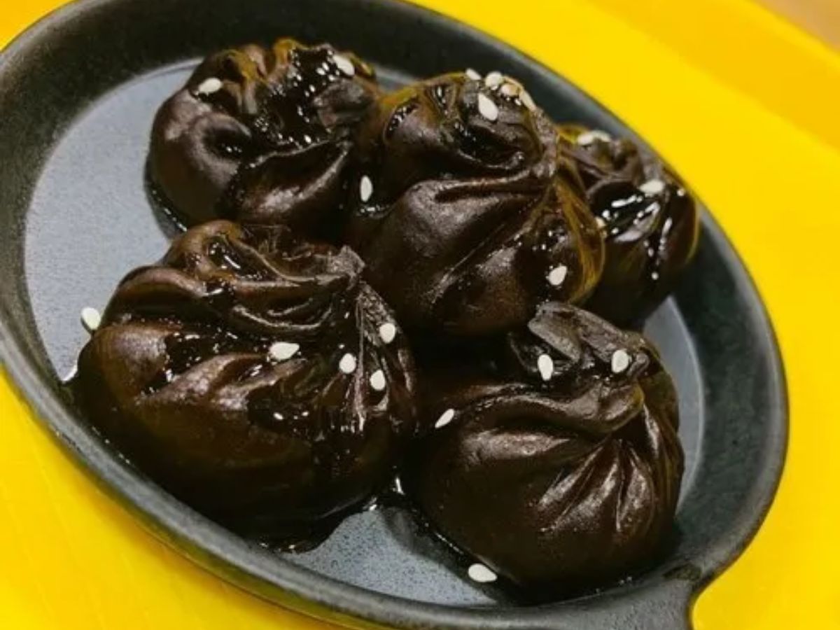 Chocolate Momos