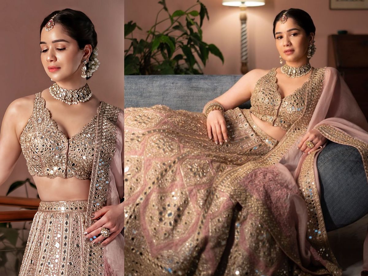 Golden lehenga look