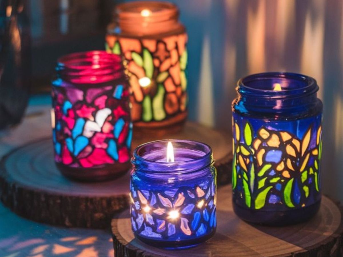 Make a decorative candle jar